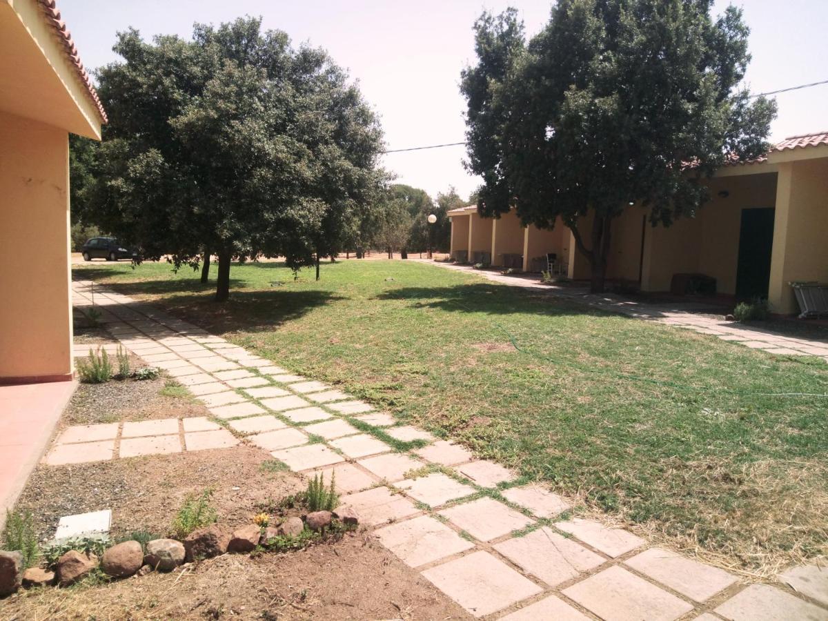 Nuraghe Ruiu Camping & Bungalow Norbello Exterior foto